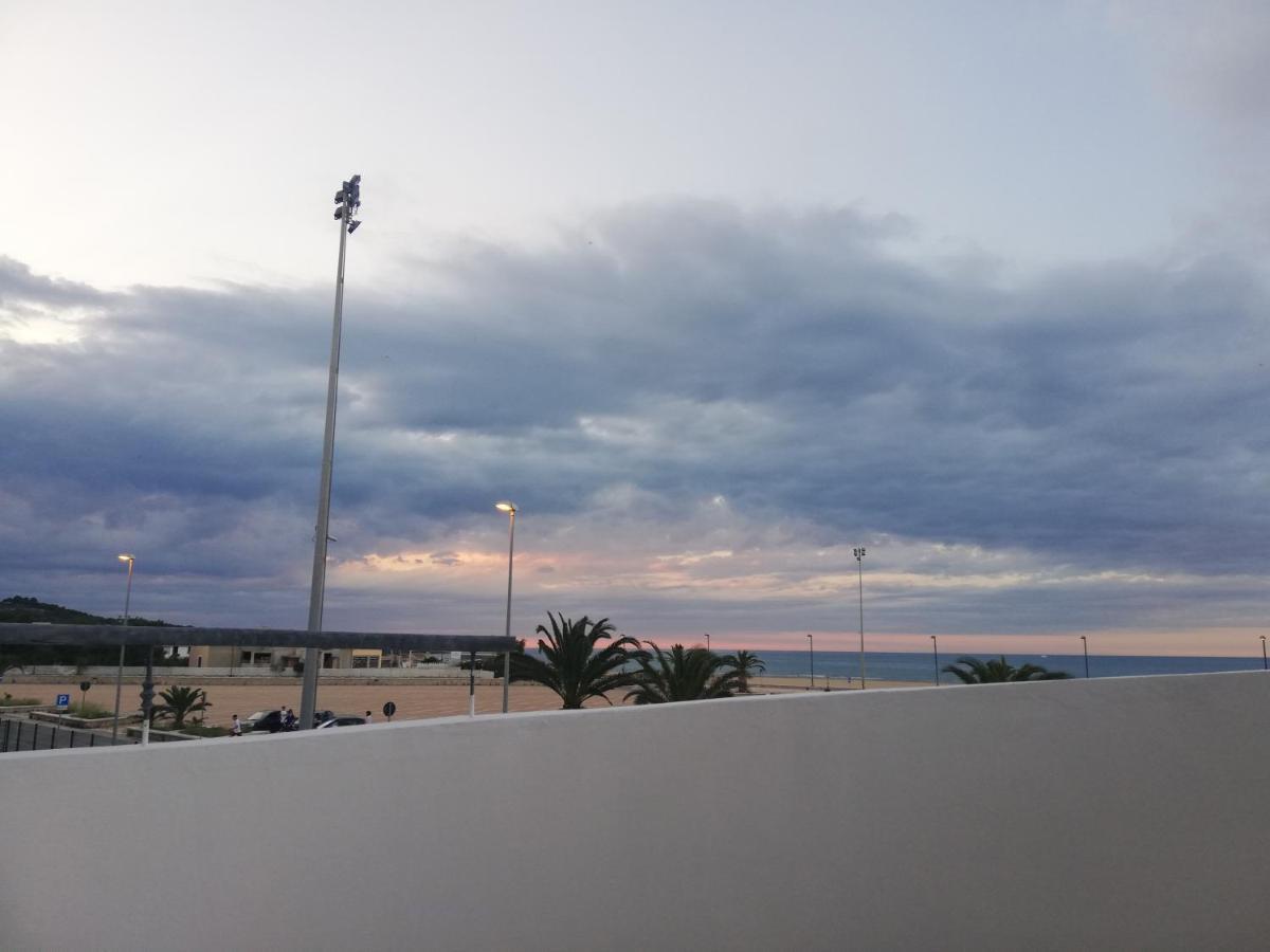 B&B Palazzo Manfredi Vieste, Fronte Mare Con Parcheggio מראה חיצוני תמונה