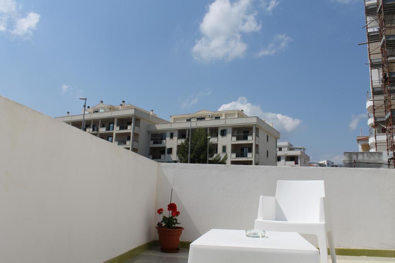B&B Palazzo Manfredi Vieste, Fronte Mare Con Parcheggio מראה חיצוני תמונה