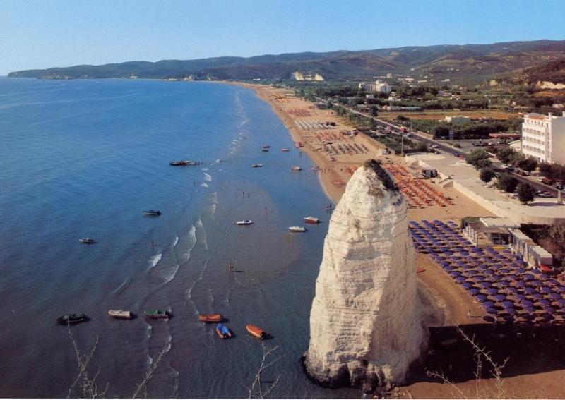B&B Palazzo Manfredi Vieste, Fronte Mare Con Parcheggio מראה חיצוני תמונה
