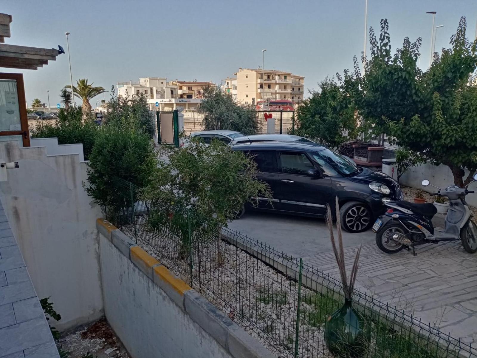 B&B Palazzo Manfredi Vieste, Fronte Mare Con Parcheggio מראה חיצוני תמונה