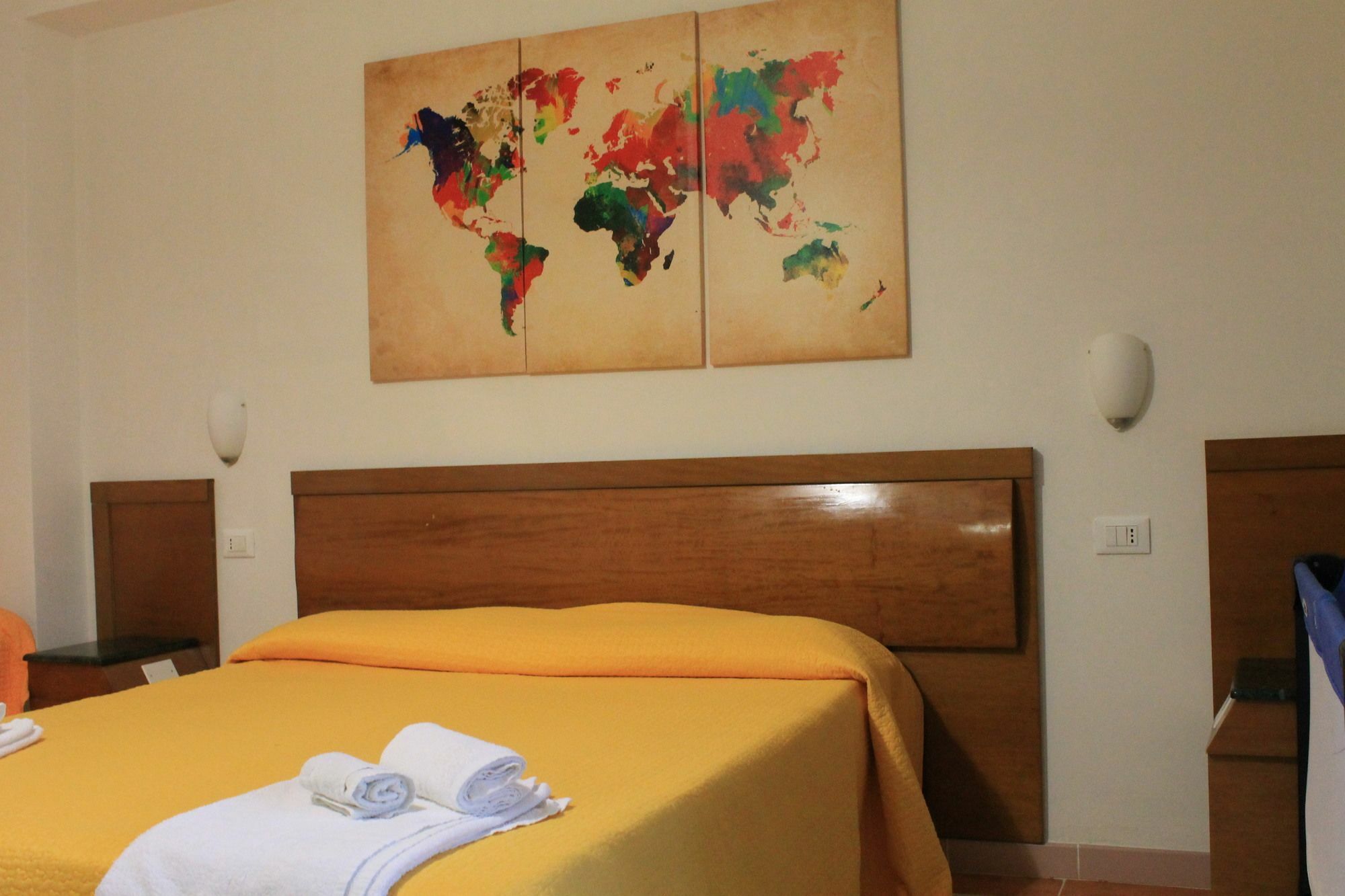 B&B Palazzo Manfredi Vieste, Fronte Mare Con Parcheggio מראה חיצוני תמונה